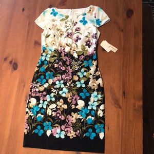 NWT Eliza J Watercolor Floral Dress Size 4